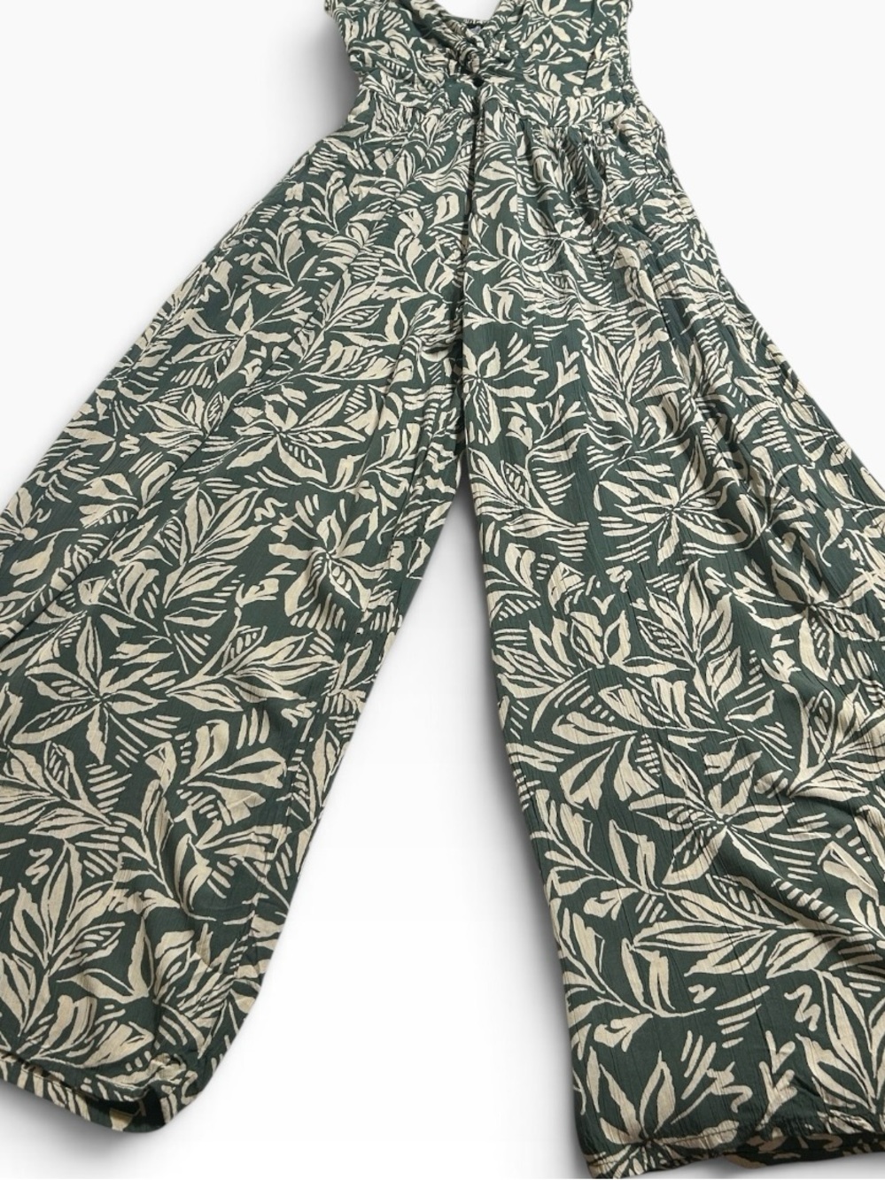 Angie Tropical Leaf Print Wide Leg Jumpsuit Green Cream Size M Boho Resort - Picture 4 of 9